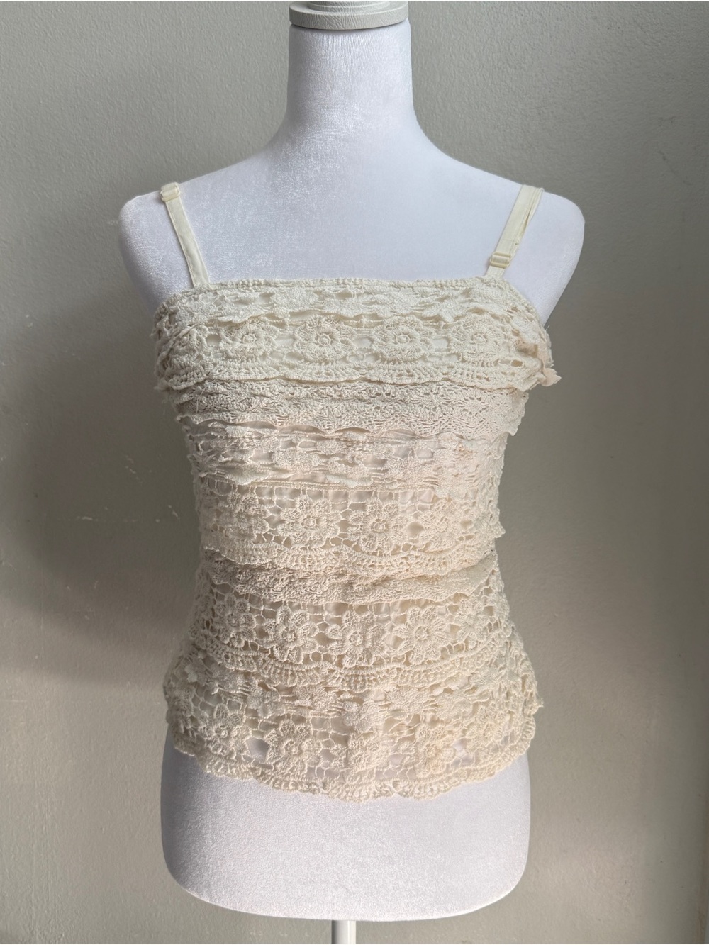 Lace Ruffle Cami Tank Top - Cream